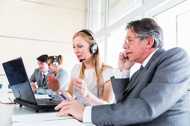 交替传译与讲者的互动关系：提升口译质量的关键